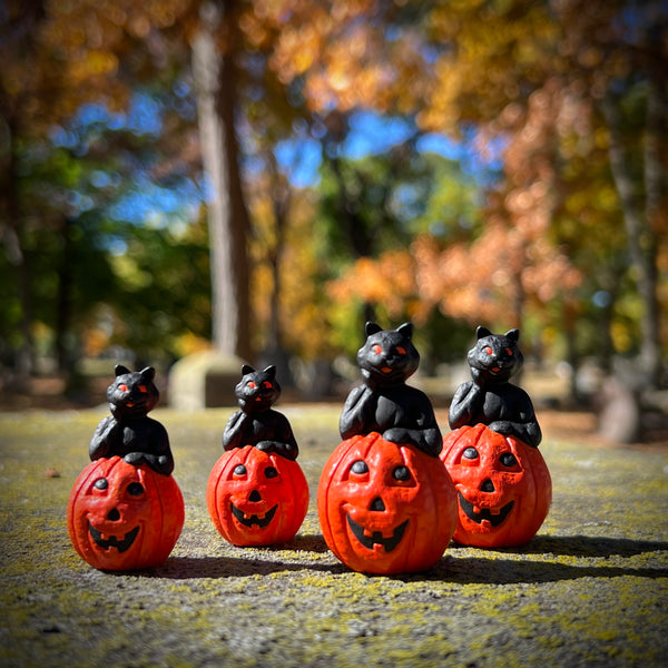 ***PRE-ORDER***Hand Painted Mini Cat on a Jack O’Lantern Blow Mold Replica (2 Sizes Available)