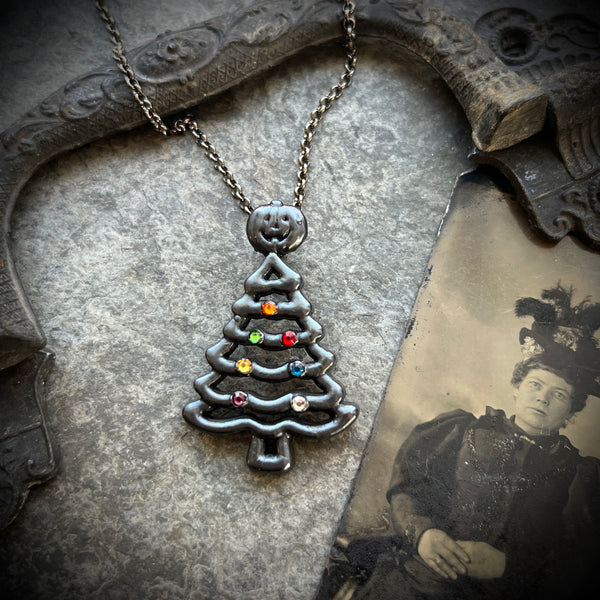 Jack-Mas Tree Necklace