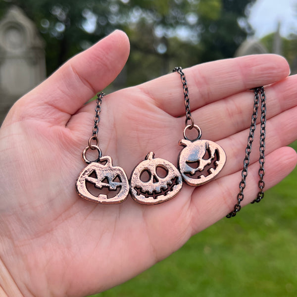 3 Jack O’ Lanterns Necklace