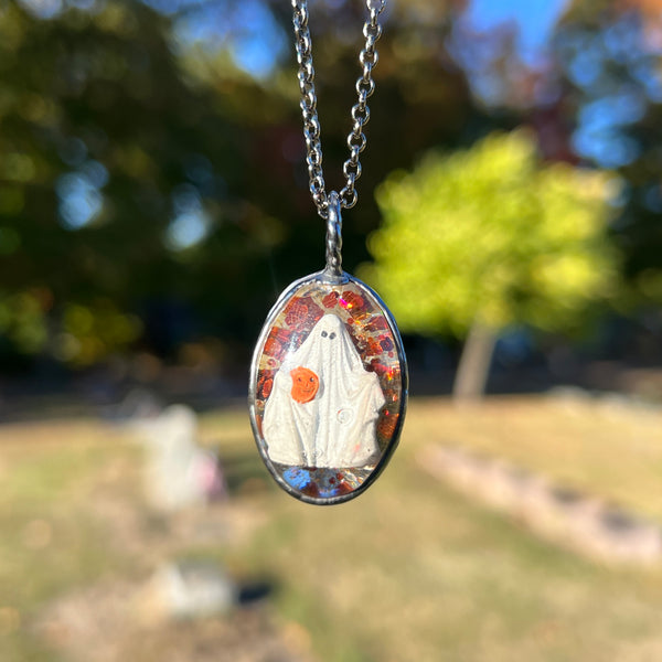 *SECONDS* Boyd Ghost Small Oval Blow Mold Necklace *Mockingbird Lane Exclusive*